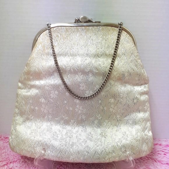 Vintage Lace Clutch - Picture 2 of 3